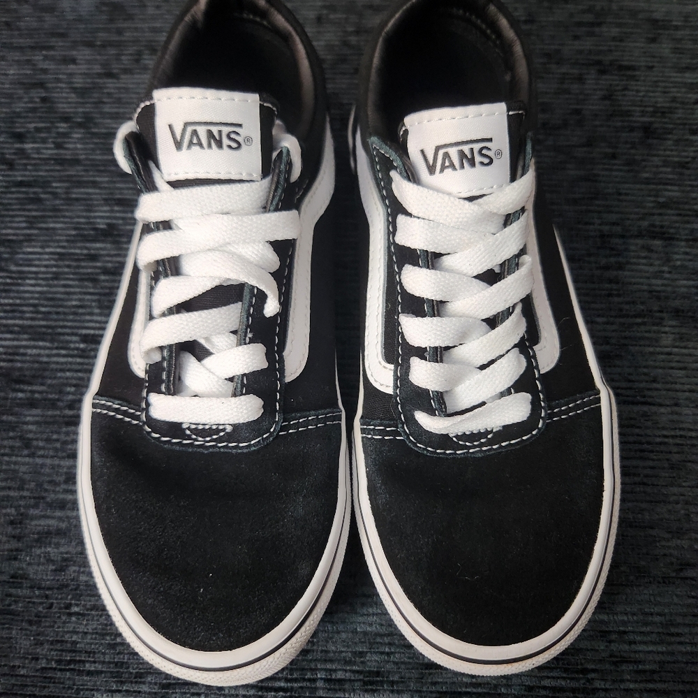 Little Kids Vans Black and White Sneakers